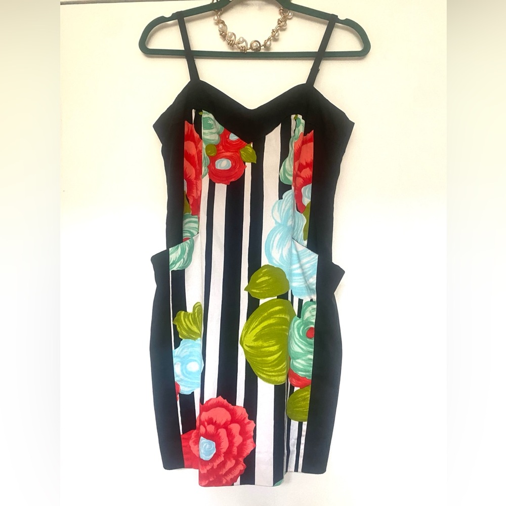 Amy Winehouse Style Retro Nanette Lepore Dress - 4 - Pinup Floral Print